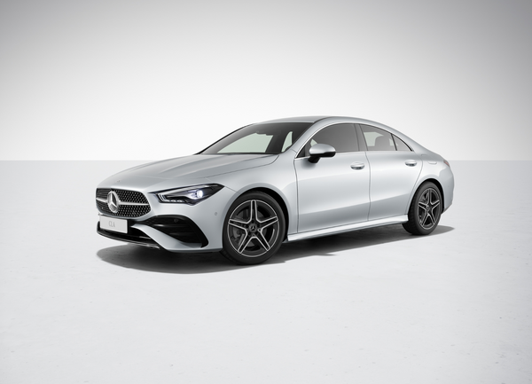 O motor do CLA 200 AMG Line oferece alta performance ao condutor