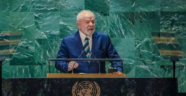 Presidente Lula durante discurso