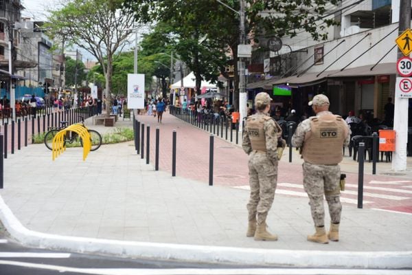 Inauguração da nova Rua da Lama, em Vitória por Ricardo Medeiros