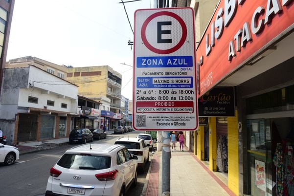 Estacionamento rotativo volta a ser cobrado em Vila Velha