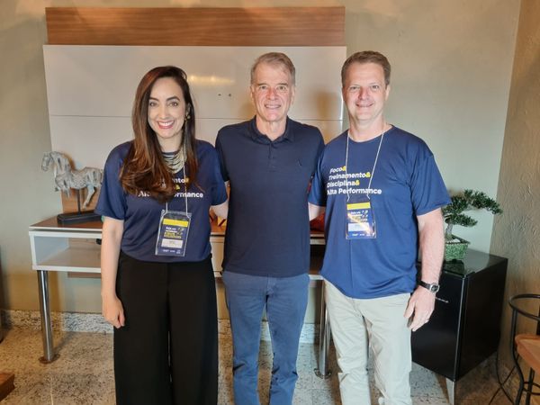 Renata Braga, Bernardinho e Wagner Orletti por Grupo Orletti/Divulgação