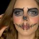 A maquiadora Lydia Basseti ensina o passo a passo de uma make para o Halloween