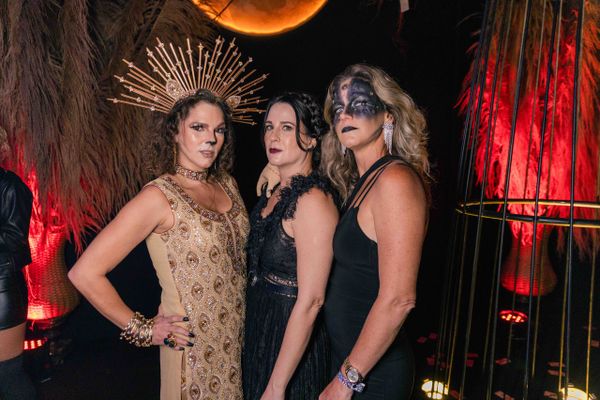 Rivana Lelis, Marcela Mendonça e Débora Silvares