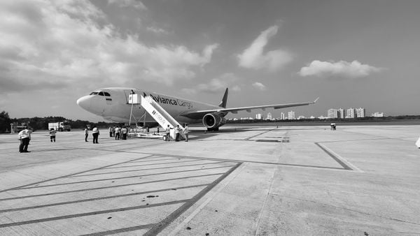 Airbus 330-220F da colombiana Avianca Cargo chega a Vitória e inaugura rota internacional de cargas