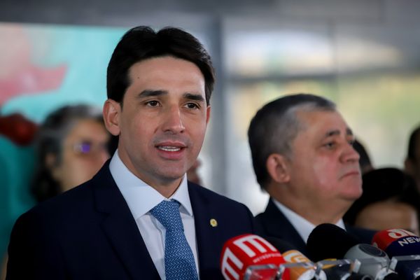 Em evento, ministro Costa Filho anuncia investimentos para portos