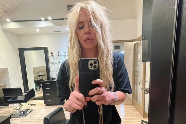Fã de Britney já gastou mais de R$ 600 mil em plásticas