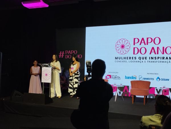 Papo do Ano: “Mulheres precisam apoiar outras mulheres” por Caroline Freitas