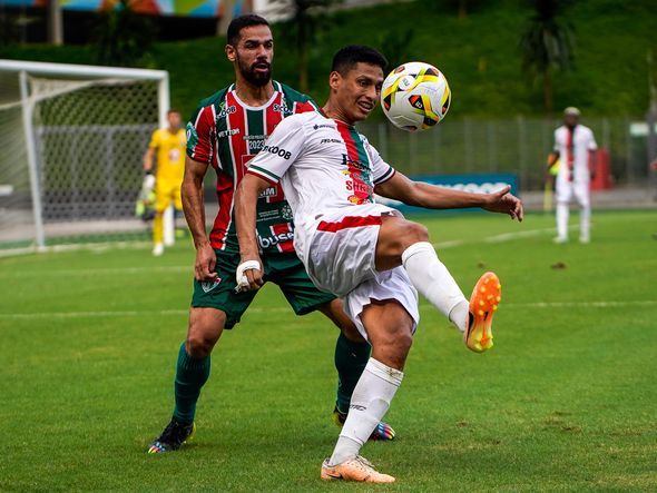 Partida final do Capixabão Série B entre Jaguaré (2) x (0) Rio Branco de Venda Nova no estádio Kléber ANdrade por Vitor Jubini