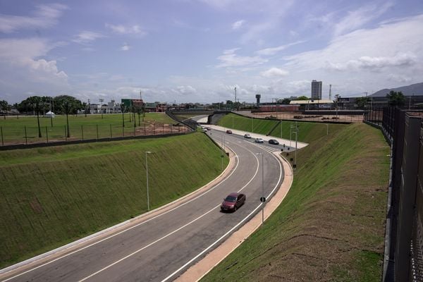 Rotatória do Ó, na Serra por Vitor Jubini