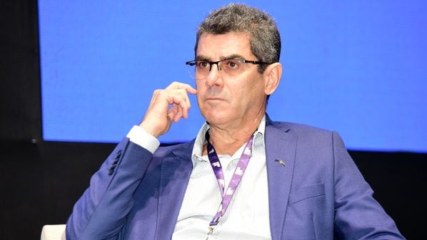 Jorge Oliveira, CEO da ArcelorMittal Brasil e da ArcelorMittal Aços Planos para a América Latina, disse que projeto para investir R$ 4 bi em Tubarão está de pé, mas que mercado de aço está desequilibrado