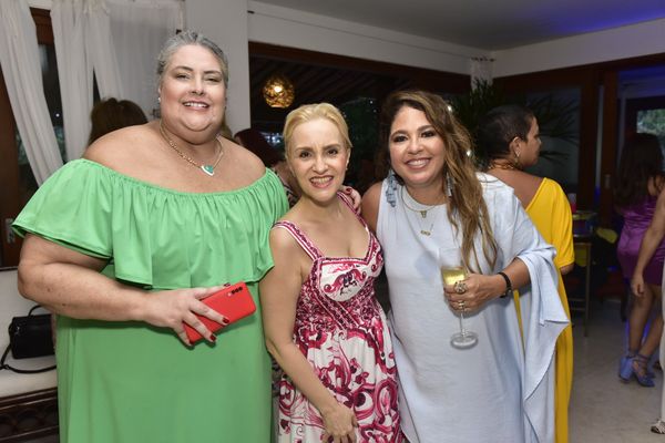 Renata Esteves Abreu, Manon Vasconcellos e Roberta Furtado
