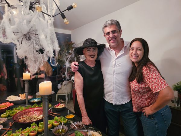 Simone Rizk, José Carlos Rizk Filho e Fabiana Simões