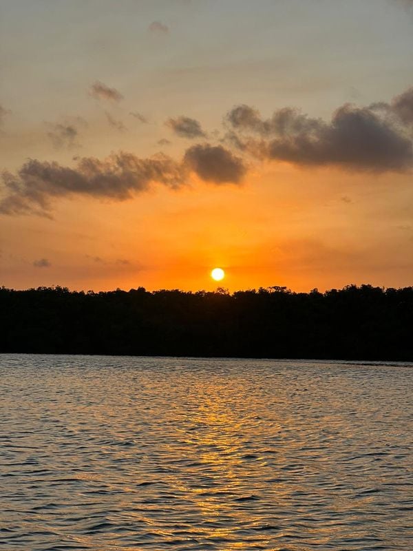 Pôr do sol no Rio João de Tiba por Guilherme Sillva