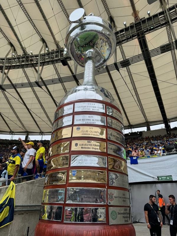 Taça mais cobiçada da América do Sul é do Fluminense
