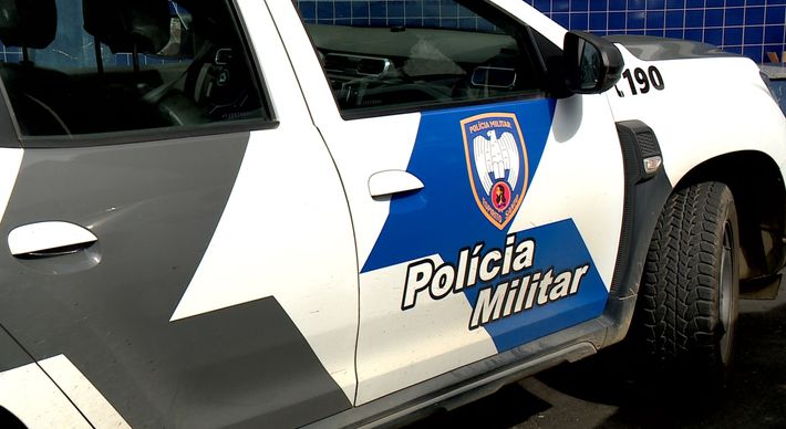 G1 - Motorista bate no carro da polícia e atropela militar na Grande  Vitória - notícias em Espírito Santo