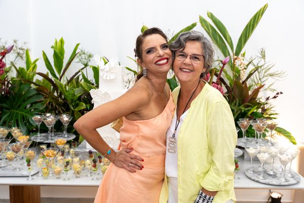 Bruna Medeiros e Alza Alves