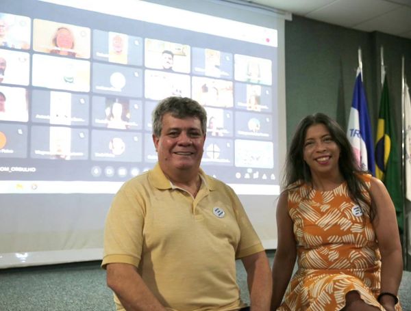 Professores Eustáquio Vinícius Ribeiro de Castro e Sônia Lopes, eleitos para a reitoria da Ufes