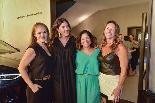 Aparecida Lamari, Lara Brotas, Fernanda Rabello e Letícia Finamore