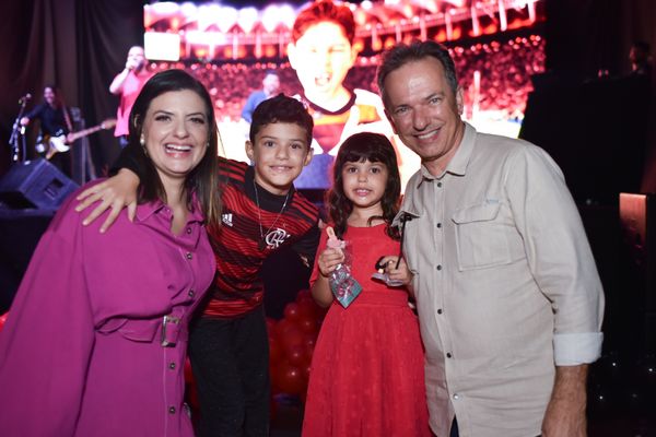  Joana Barbosa, Benjamin Celeste Gomes, Sarah Celeste Gomes e Rodrigo Barbosa
