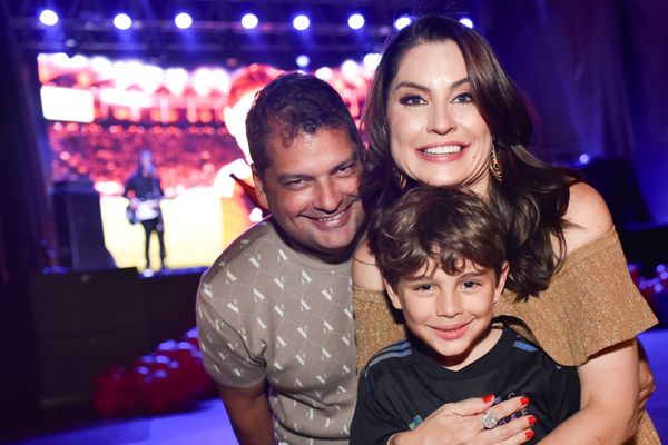 Patrick Ribeiro e Débora Veronez festejam os  8 anos de Benjamin
