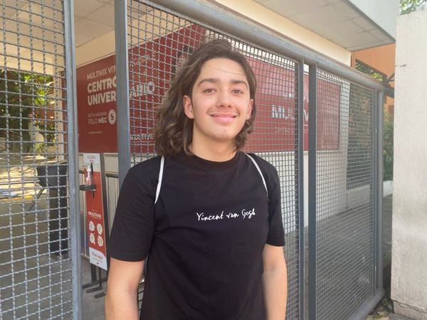 Tomás Costa, de 16 anos, apresentou a cópia da carteira de identidade e não conseguiu fazer a prova