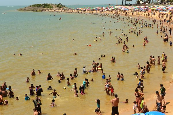 Praia da Sereia Vila Velha  por Ricardo Medeiros