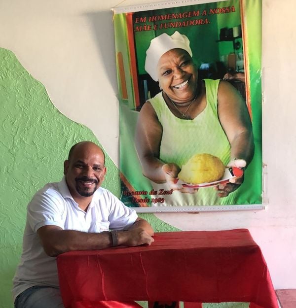 Geraldo José, filho da Dona Zezé, está com a expectativa alta de receber mais clientes em seu restaurante em Meaípe. 