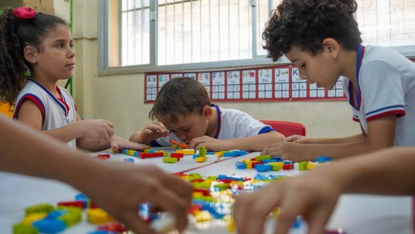 Gabriel Ferri,Lego é utilizado no ensino para alunos com deficiência visual da rede municipal de Vitória