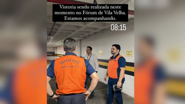 Imagem mostra a presença da Defesa Civil no Fórum de Vila Velha