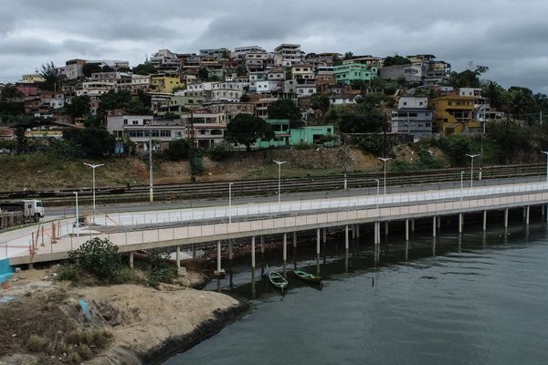 Obras da reforma da orla de Cariacica em Porto Santana por Vitor Jubini