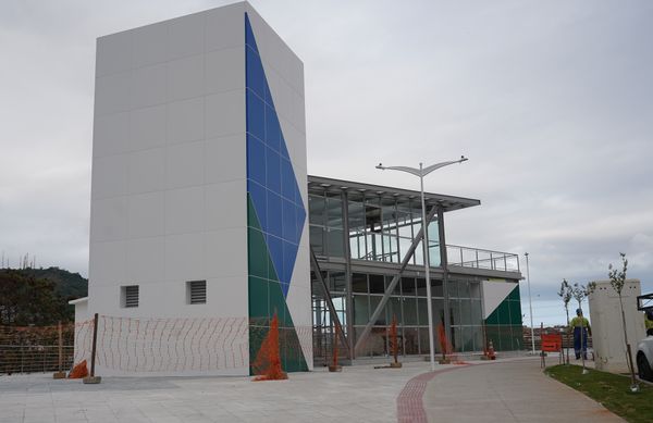 Obras da reforma da orla de Cariacica em Porto Santana por Vitor Jubini