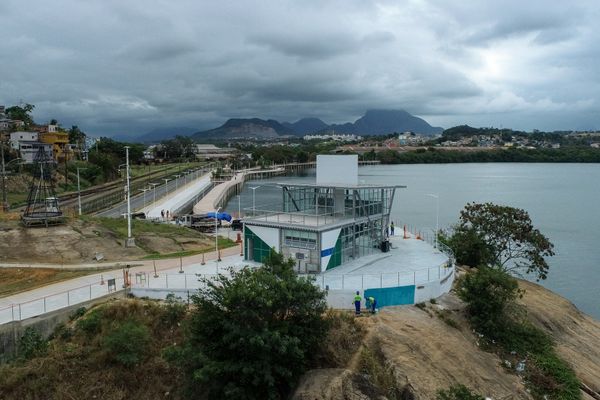 Obras da reforma da orla de Cariacica em Porto Santana por Vitor Jubini