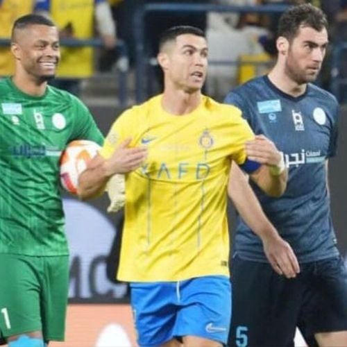 Paulo Vitor, que já defendeu o Rio Branco no Espírito Santo, agora joga no Al-Okhdood, time que enfrentou o Al-Nassr do craque português Cristiano Ronaldo, na sexta-feira (24)