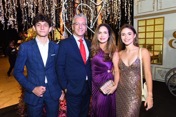 Davi, Carlos, Marlene e victoria Bressan