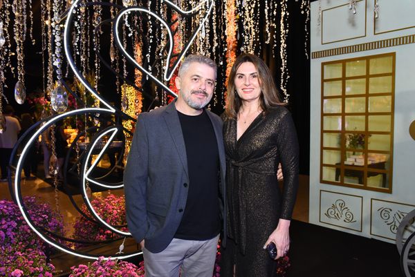 Joelmo Costa e Lorena Rassele Croce