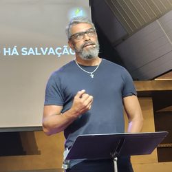 Líder religioso estava sendo mantido na liderança da congregação graças a uma liminar, mas agora o mérito do caso foi julgado