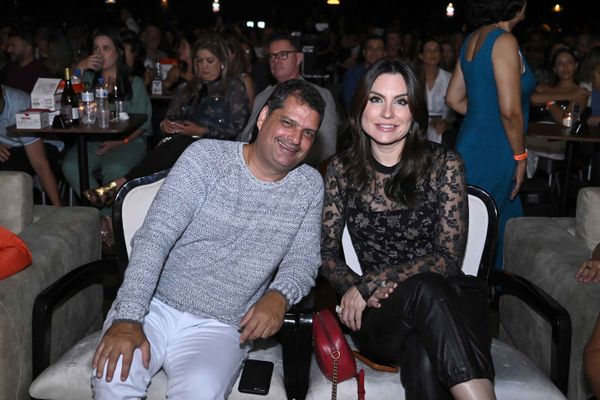 Patricik Ribeiro e Débora Veronez