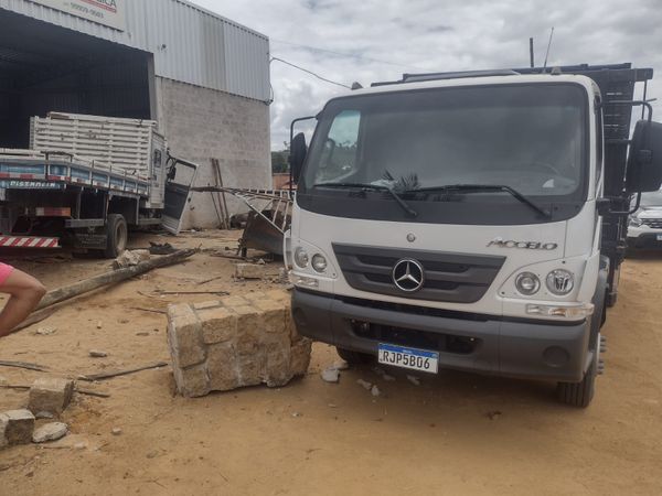 Local onde aconteceu acidente com caminhão desgovernado em Rio Bananal