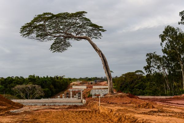 Obras de execução da Rodovia do Contorno de Jacaraípe