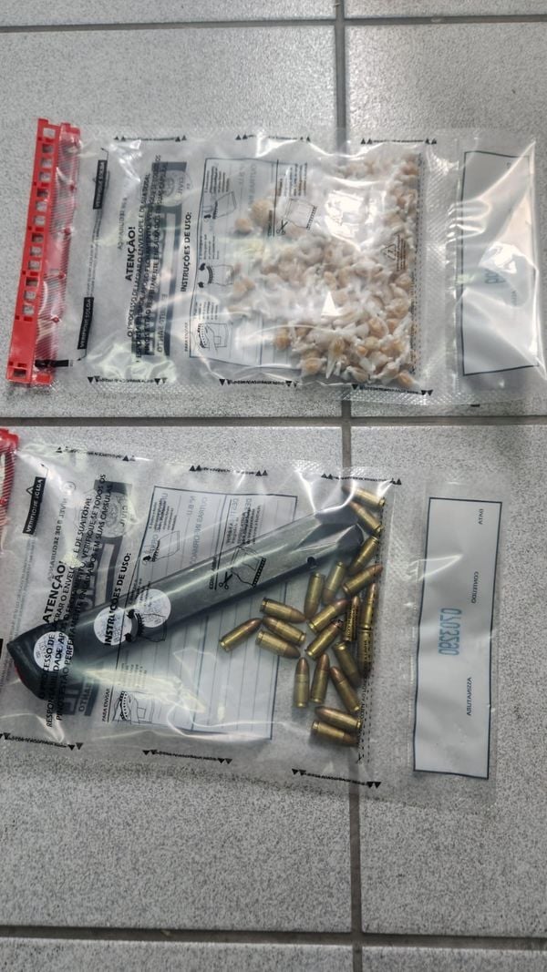 Material apreendido em operação no Morro da Garrafa, em Vitória por Divulgação | Polícia Civil