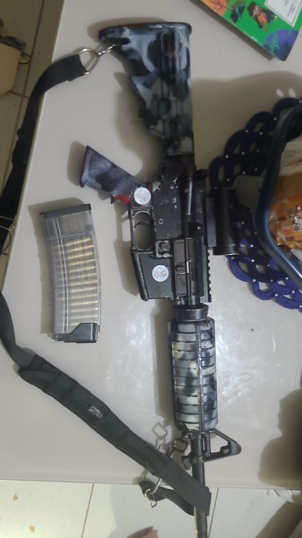 Material apreendido em operação no Morro da Garrafa, em Vitória por Divulgação | Polícia Civil