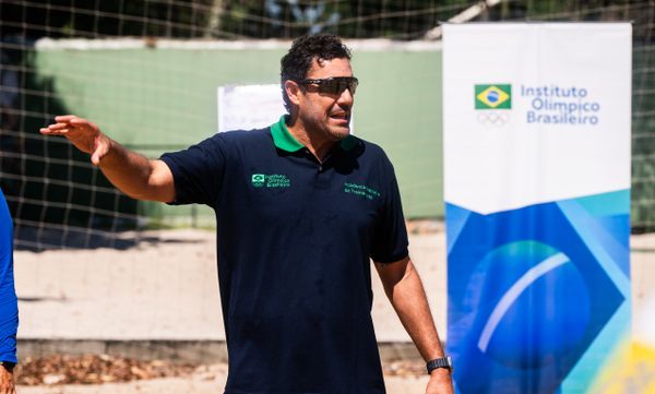 José Loiola tem uma carreira vitoriosa no vôlei de praia como jogador 