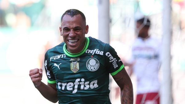 Breno Lopes fez três gols na partida, apenas um foi validado pela arbitrage, mas foi o suficiente para garantir a vitória do Palmeiras sobre o Fluminense