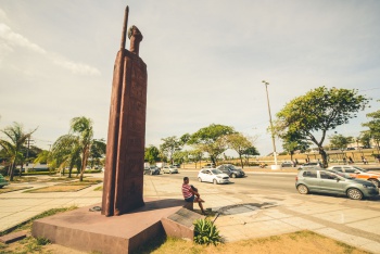 Monumento à Comunidade Negra
