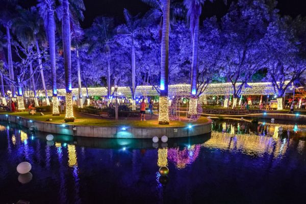 Parque Moscoso lança decoração de Natal com presença do Papai Noel