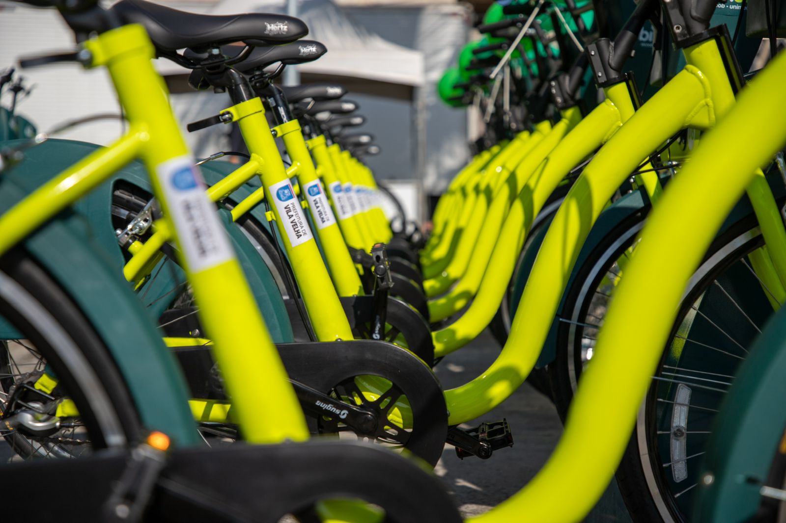 A operação do sistema canela-verde é feita pela mesma empresa responsável pelo gerenciamento do Bike Vitória, o que permitiu a integração; saiba mais