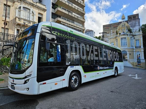 A Marcopolo vai produzir o Attivi Integral, primeiro ônibus da empresa com carroceria e chassi próprios e 100% elétrico