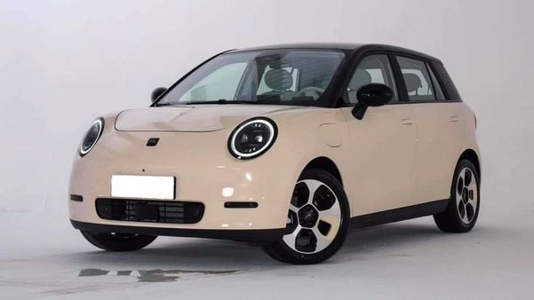 Modelo elétrico com design retrô é a aposta do modelo