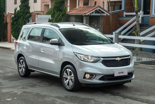 Nova reestilização da Chevrolet Spin para a próxima temporada