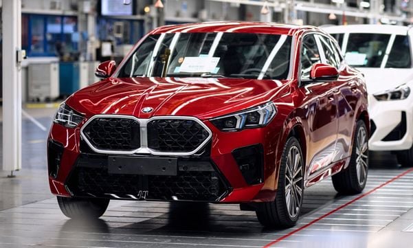 O BMW X2, novo modelo do SUV compacto, evolui em tecnologia na sua nova versão